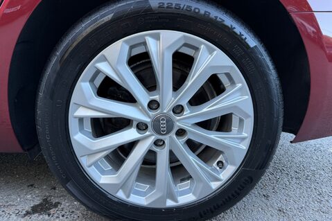 Audi A4 AVANT TFSI SE - APPLE CARPLAY -SAT NAV -HEATED SEATS -POWER FOLD MIRRORS 59