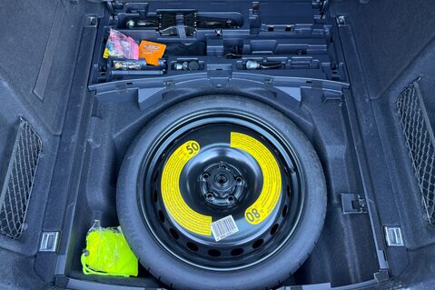 Audi A4 AVANT TFSI SE - APPLE CARPLAY -SAT NAV -HEATED SEATS -POWER FOLD MIRRORS 49