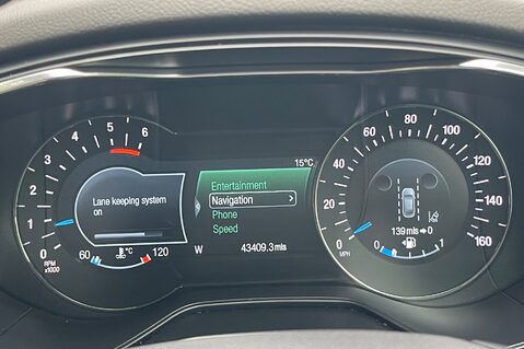 Ford Mondeo TITANIUM EDITION ECOBLUE - VAT QUALIFYING - APPLE CAR PLAY - FULL SERVICE H 41