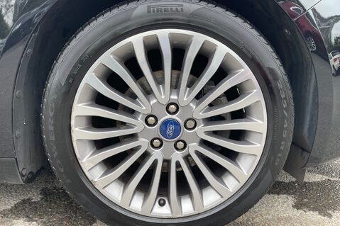 Ford Mondeo TITANIUM EDITION ECOBLUE - VAT QUALIFYING - APPLE CAR PLAY - FULL SERVICE H 52