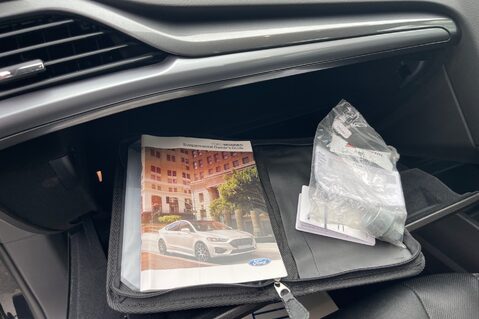 Ford Mondeo TITANIUM EDITION ECOBLUE - VAT QUALIFYING - APPLE CAR PLAY - FULL SERVICE H 49