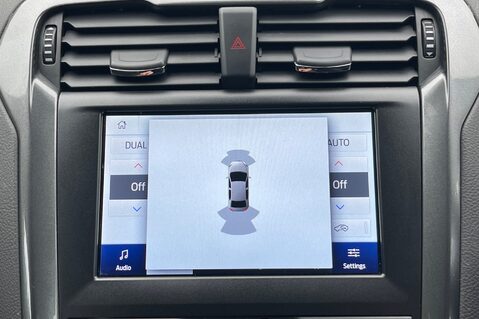 Ford Mondeo TITANIUM EDITION ECOBLUE - VAT QUALIFYING - APPLE CAR PLAY - FULL SERVICE H 44