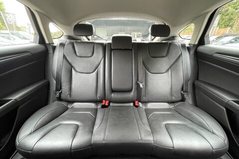 Ford Mondeo TITANIUM EDITION ECOBLUE - VAT QUALIFYING - APPLE CAR PLAY - FULL SERVICE H 17