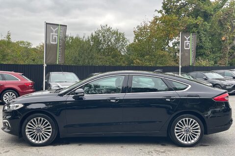 Ford Mondeo TITANIUM EDITION ECOBLUE - VAT QUALIFYING - APPLE CAR PLAY - FULL SERVICE H 10