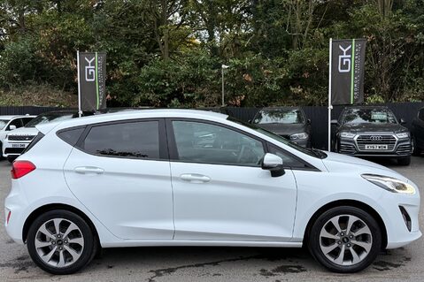 Ford Fiesta TREND - APPLE CAR PLAY - SAT NAV - LOW INSURANCE 6