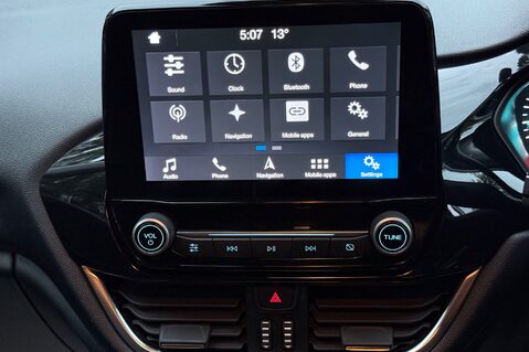 Ford Fiesta TREND - APPLE CAR PLAY - SAT NAV - LOW INSURANCE 40