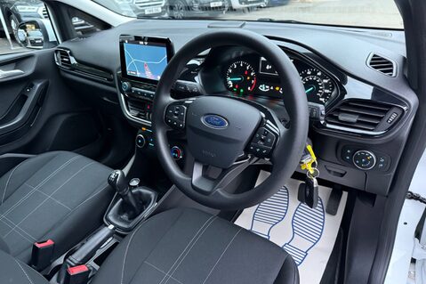 Ford Fiesta TREND - APPLE CAR PLAY - SAT NAV - LOW INSURANCE 15