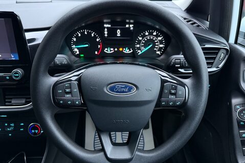 Ford Fiesta TREND - APPLE CAR PLAY - SAT NAV - LOW INSURANCE 8