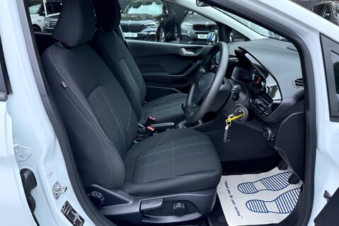 Ford Fiesta TREND - APPLE CAR PLAY - SAT NAV - LOW INSURANCE 16