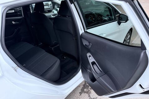 Ford Fiesta TREND - APPLE CAR PLAY - SAT NAV - LOW INSURANCE 29