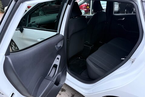 Ford Fiesta TREND - APPLE CAR PLAY - SAT NAV - LOW INSURANCE 28