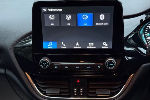 Ford Fiesta TREND - APPLE CAR PLAY - SAT NAV - LOW INSURANCE 39