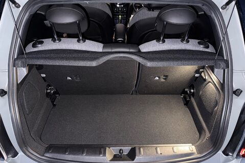 Mini Hatch COOPER S LEVEL 2 ELECTRIC - 1 OWNER -CAMERA -APPLE CARPLAY -HEATED SEATS 36