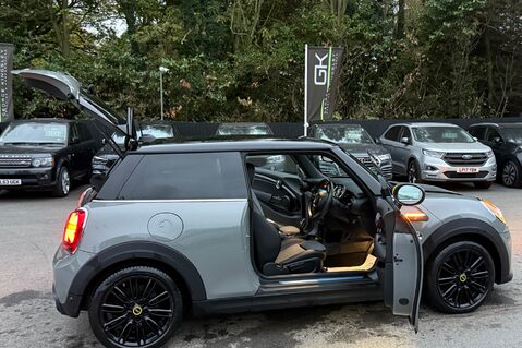 Mini Hatch COOPER S LEVEL 2 ELECTRIC - 1 OWNER -CAMERA -APPLE CARPLAY -HEATED SEATS 19