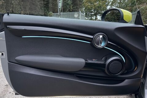 Mini Hatch COOPER S LEVEL 2 ELECTRIC - 1 OWNER -CAMERA -APPLE CARPLAY -HEATED SEATS 23