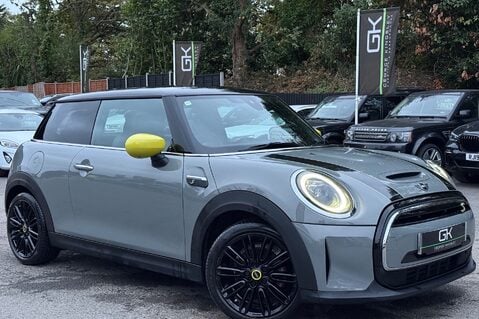 Mini Hatch COOPER S LEVEL 2 ELECTRIC - 1 OWNER -CAMERA -APPLE CARPLAY -HEATED SEATS 1
