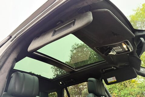 Land Rover Range Rover WESTMINSTER BLACK MHEV - VAT QUALIFYING -ONE OWNER -FULL LR SERVICE HISTORY 66