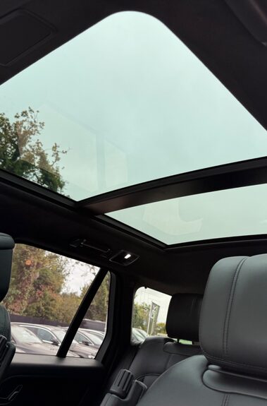 Land Rover Range Rover WESTMINSTER BLACK MHEV - VAT QUALIFYING -ONE OWNER -FULL LR SERVICE HISTORY 
