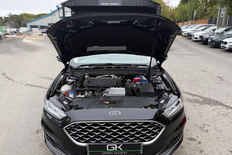 Ford Mondeo VIGNALE ECOBLUE ESTATE AUTOMATIC 4X4 -VAT Q -RARE CAR WITH ELECTRIC TOWBAR 59