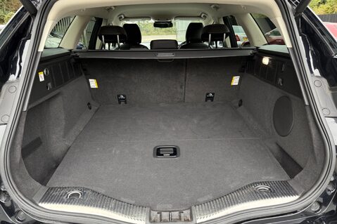 Ford Mondeo VIGNALE ECOBLUE ESTATE AUTOMATIC 4X4 -VAT Q -RARE CAR WITH ELECTRIC TOWBAR 56