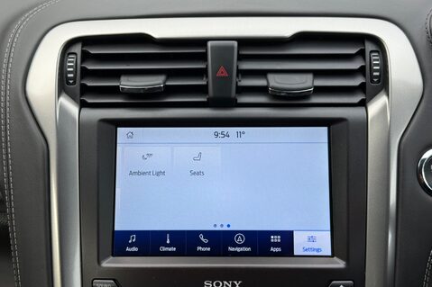 Ford Mondeo VIGNALE ECOBLUE ESTATE AUTOMATIC 4X4 -VAT Q -RARE CAR WITH ELECTRIC TOWBAR 40