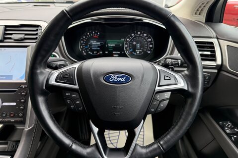 Ford Mondeo VIGNALE ECOBLUE ESTATE AUTOMATIC 4X4 -VAT Q -RARE CAR WITH ELECTRIC TOWBAR 8