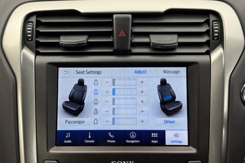 Ford Mondeo VIGNALE ECOBLUE ESTATE AUTOMATIC 4X4 -VAT Q -RARE CAR WITH ELECTRIC TOWBAR 44