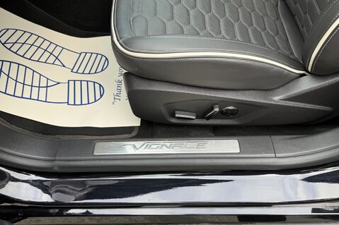 Ford Mondeo VIGNALE ECOBLUE ESTATE AUTOMATIC 4X4 -VAT Q -RARE CAR WITH ELECTRIC TOWBAR 24