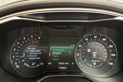 Ford Mondeo VIGNALE ECOBLUE ESTATE AUTOMATIC 4X4 -VAT Q -RARE CAR WITH ELECTRIC TOWBAR 38