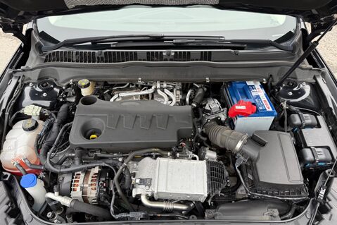 Ford Mondeo VIGNALE ECOBLUE ESTATE AUTOMATIC 4X4 -VAT Q -RARE CAR WITH ELECTRIC TOWBAR 60