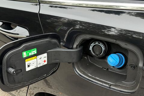 Ford Mondeo VIGNALE ECOBLUE ESTATE AUTOMATIC 4X4 -VAT Q -RARE CAR WITH ELECTRIC TOWBAR 65