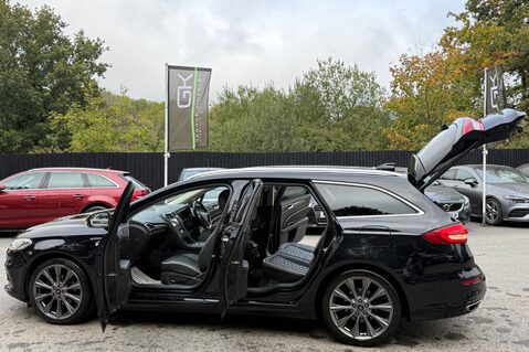 Ford Mondeo VIGNALE ECOBLUE ESTATE AUTOMATIC 4X4 -VAT Q -RARE CAR WITH ELECTRIC TOWBAR 20