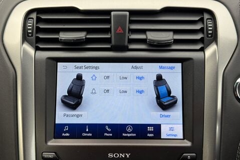 Ford Mondeo VIGNALE ECOBLUE ESTATE AUTOMATIC 4X4 -VAT Q -RARE CAR WITH ELECTRIC TOWBAR 39