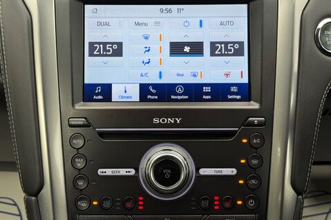 Ford Mondeo VIGNALE ECOBLUE ESTATE AUTOMATIC 4X4 -VAT Q -RARE CAR WITH ELECTRIC TOWBAR 42