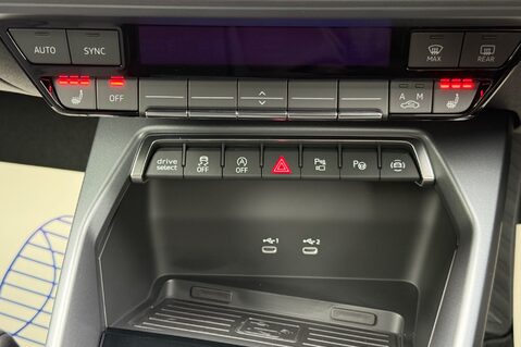 Audi RS3 RS 3 TFSI QUATTRO CARBON VORSPRUNG - CERAMIC BRAKES -BUCKET SEATS -MERLIN 72