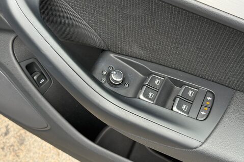 Audi Q3 TDI QUATTRO S LINE S-TRONIC- DEMO +1 OWNER -£5K EXTRAS -CAMERA -CRUISE - 33