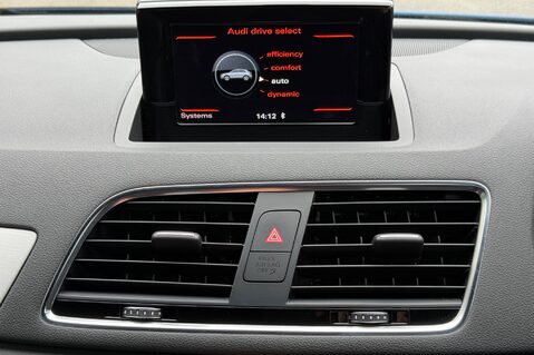 Audi Q3 TDI QUATTRO S LINE S-TRONIC- DEMO +1 OWNER -£5K EXTRAS -CAMERA -CRUISE - 44