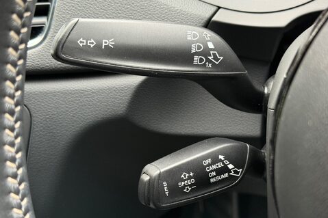 Audi Q3 TDI QUATTRO S LINE S-TRONIC- DEMO +1 OWNER -£5K EXTRAS -CAMERA -CRUISE - 42