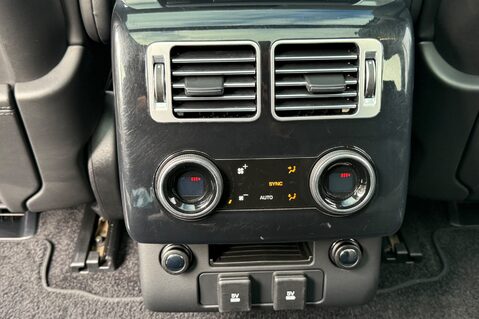 Land Rover Range Rover SDV6 VOGUE - BODYKIT - RARE VELOCITY BLUE -ELEC STEPS/TOWBAR -FLRSH 36