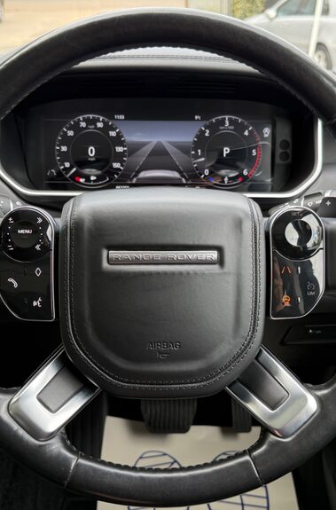 Land Rover Range Rover SDV6 VOGUE - BODYKIT - RARE VELOCITY BLUE -ELEC STEPS/TOWBAR -FLRSH 