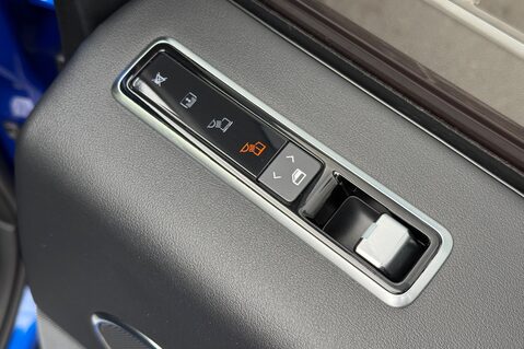 Land Rover Range Rover SDV6 VOGUE - BODYKIT - RARE VELOCITY BLUE -ELEC STEPS/TOWBAR -FLRSH 41