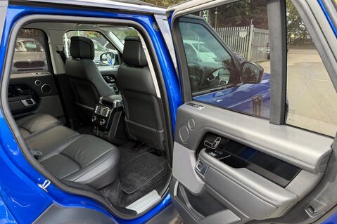 Land Rover Range Rover SDV6 VOGUE - BODYKIT - RARE VELOCITY BLUE -ELEC STEPS/TOWBAR -FLRSH 38