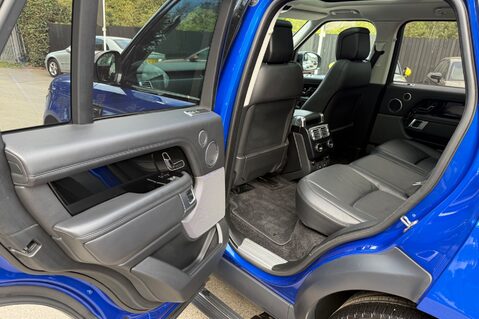 Land Rover Range Rover SDV6 VOGUE - BODYKIT - RARE VELOCITY BLUE -ELEC STEPS/TOWBAR -FLRSH 34