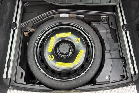 Audi A6 AVANT TDI ULTRA S LINE -£35 ROAD TAX -PANORAMIC ROOF-ELECTRIC TOWBAR -ULEZ  54