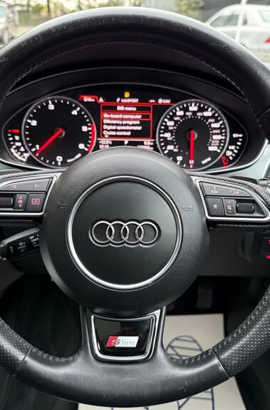 Audi A6 AVANT TDI ULTRA S LINE -£35 ROAD TAX -PANORAMIC ROOF-ELECTRIC TOWBAR -ULEZ  