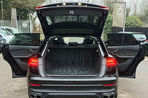 Audi SQ8 SQ8 TDI QUATTRO VORSPRUNG MHEV - ONE OWNER FROM NEW 33