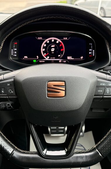 SEAT Leon TSI CUPRA LUX DSG - ADAPTIVE CRUISE CONTROL -FULL SERVICE HISTORY 