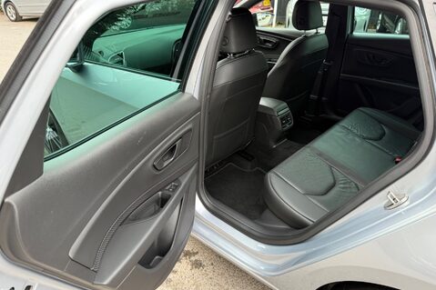 SEAT Leon TSI CUPRA LUX DSG - ADAPTIVE CRUISE CONTROL -FULL SERVICE HISTORY 28