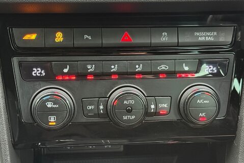 SEAT Leon TSI CUPRA LUX DSG - ADAPTIVE CRUISE CONTROL -FULL SERVICE HISTORY 47