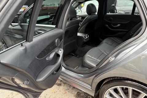 Mercedes-Benz C Class C 220 D AMG LINE PREMIUM - PANORAMIC SUNROOF - 19 INCH ALLOYS - NEW MOT 31